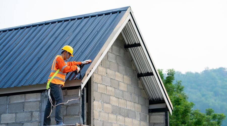 Professional residential roofers in Buena Vista, NM